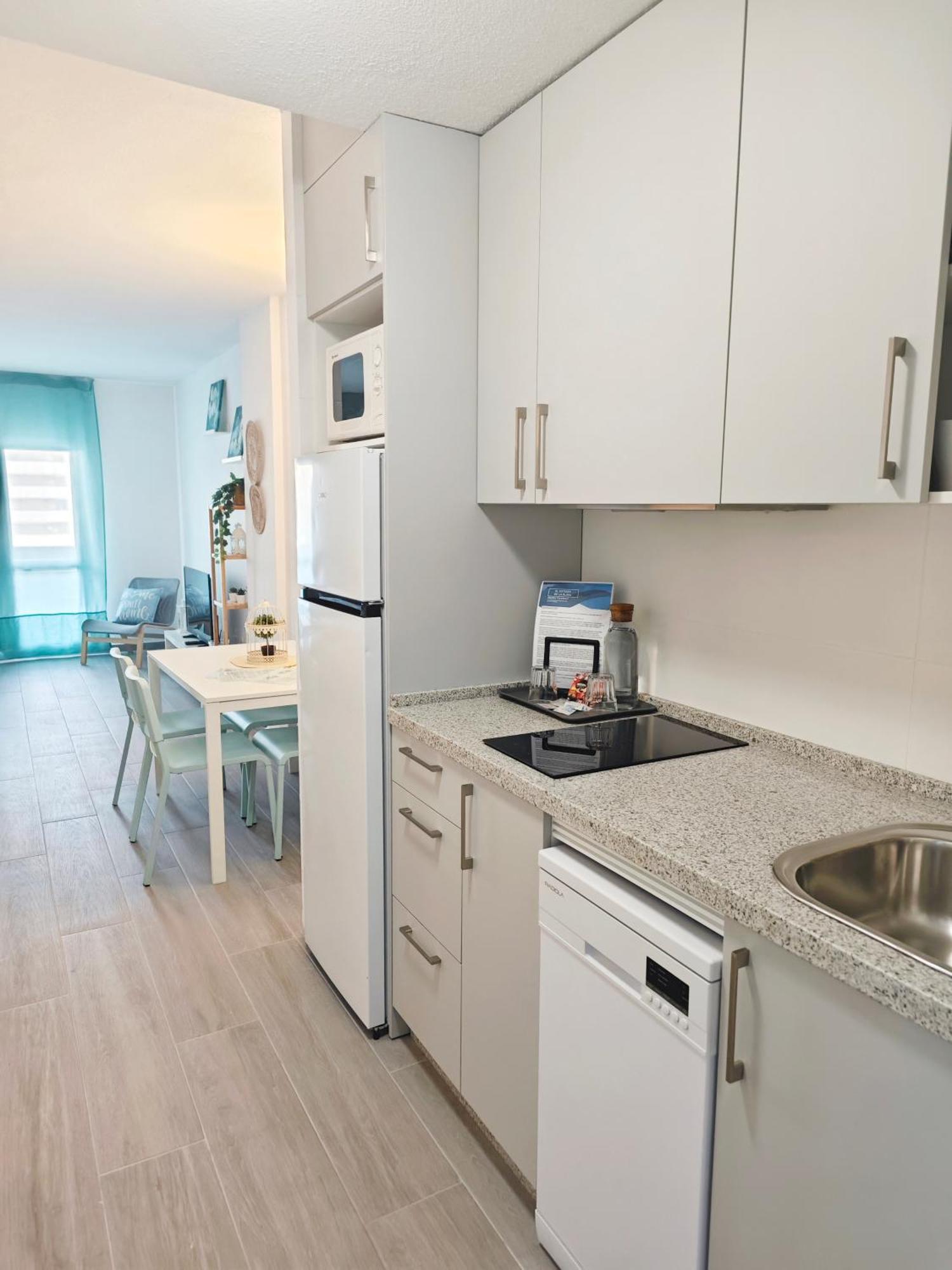 Benalbeach Casa Kito Suite 1ª Linea De Playa Benalmadena Exterior photo