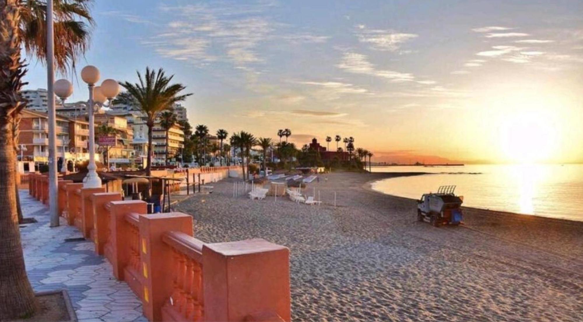 Benalbeach Casa Kito Suite 1ª Linea De Playa Benalmadena Exterior photo